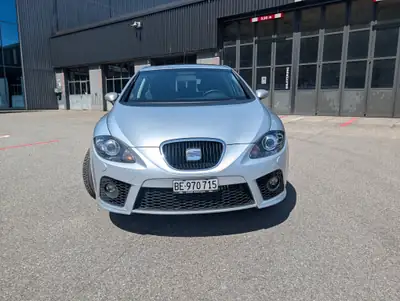SEAT Leon 2.0 TFSI FR — Berline sportive 200 ch, sans sinistre — Seitenansicht