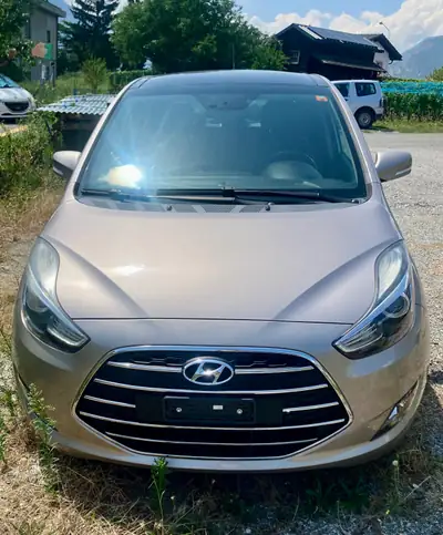 Hyundai iX20 1.6 Vertex — Monospace compact fiable, sans accident, jantes été-hiver incluses — arrière
