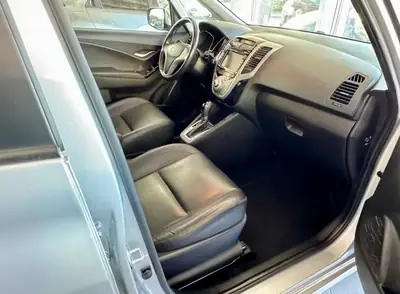 Hyundai iX20 1.6 Vertex — Monospace compact fiable, sans accident, jantes été-hiver incluses — intérieur
