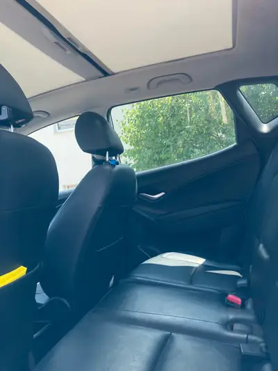 Hyundai iX20 1.6 Vertex — Monospace compact fiable, sans accident, jantes été-hiver incluses — détail