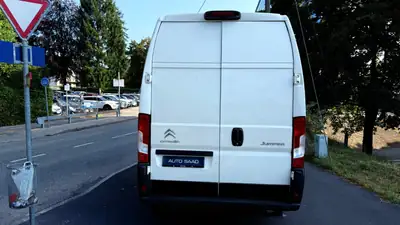 Citroën Jumper 35 2.2 BlueHDi 165 — Utilitaire robuste, 164'000 km, motorisation fiable — intérieur