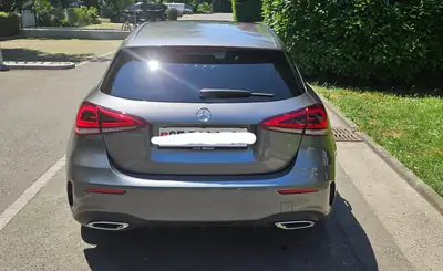 Mercedes-Benz Classe A 200 AMG Line — Berline dynamique, très peu kilométrée — Miniatura 7