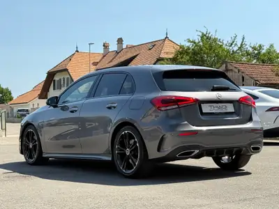 Mercedes-Benz Classe A 200 AMG Line — Citadine premium, 163 ch et faible consommation — Miniature 9
