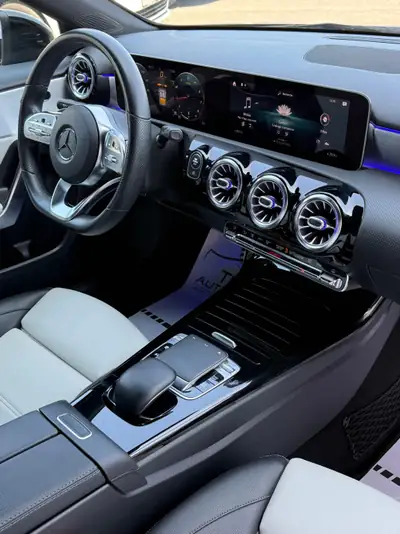 Mercedes-Benz Classe A 200 AMG Line — Citadine premium, 163 ch et faible consommation — Miniature 27