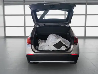 BMW X1 xDrive 18d — SUV compact diesel fiable, entretien à jour — Miniature 9