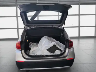 BMW X1 xDrive 18d — SUV compact diesel fiable, entretien à jour — Miniature 10