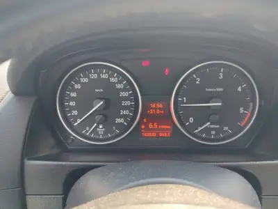 BMW X1 xDrive 18d — SUV compact diesel fiable, entretien à jour — Miniature 14
