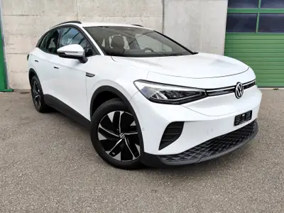 VW ID.4 Pro Performance 77 kWh — SUV électrique performant, batterie optimale, 8 pneus — exterior view