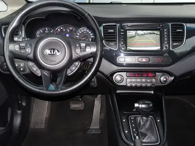 Kia Carens 1.7 CRDi Style DCT — Monospace 7 places, diesel efficace et sans accident — Miniature 18