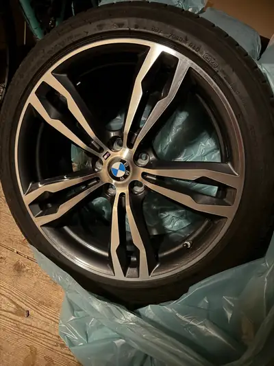 BMW X1 20d xDrive M-Sport — SUV compact diesel, 56'000 km, finition M-Sport — Miniature 12