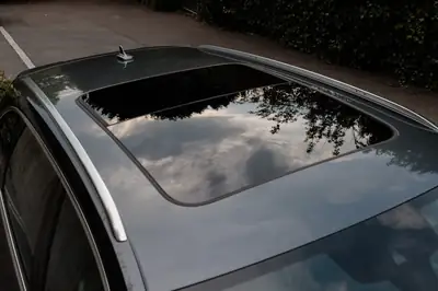 Audi A4 Avant 3.0 TDI Sport quattro — Break complet, équipement premium, 272 ch — détail
