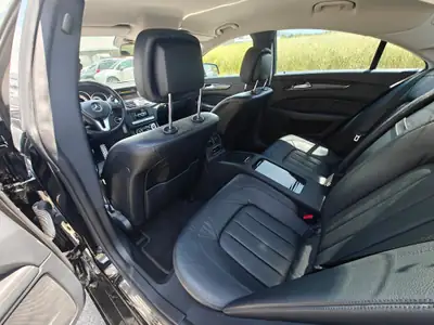 Mercedes-Benz CLS 500 V8 — Berline de prestige 408 ch, 4WD intégrale — Miniatura 7
