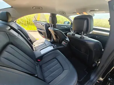 Mercedes-Benz CLS 500 V8 — Berline de prestige 408 ch, 4WD intégrale — Miniatura 8