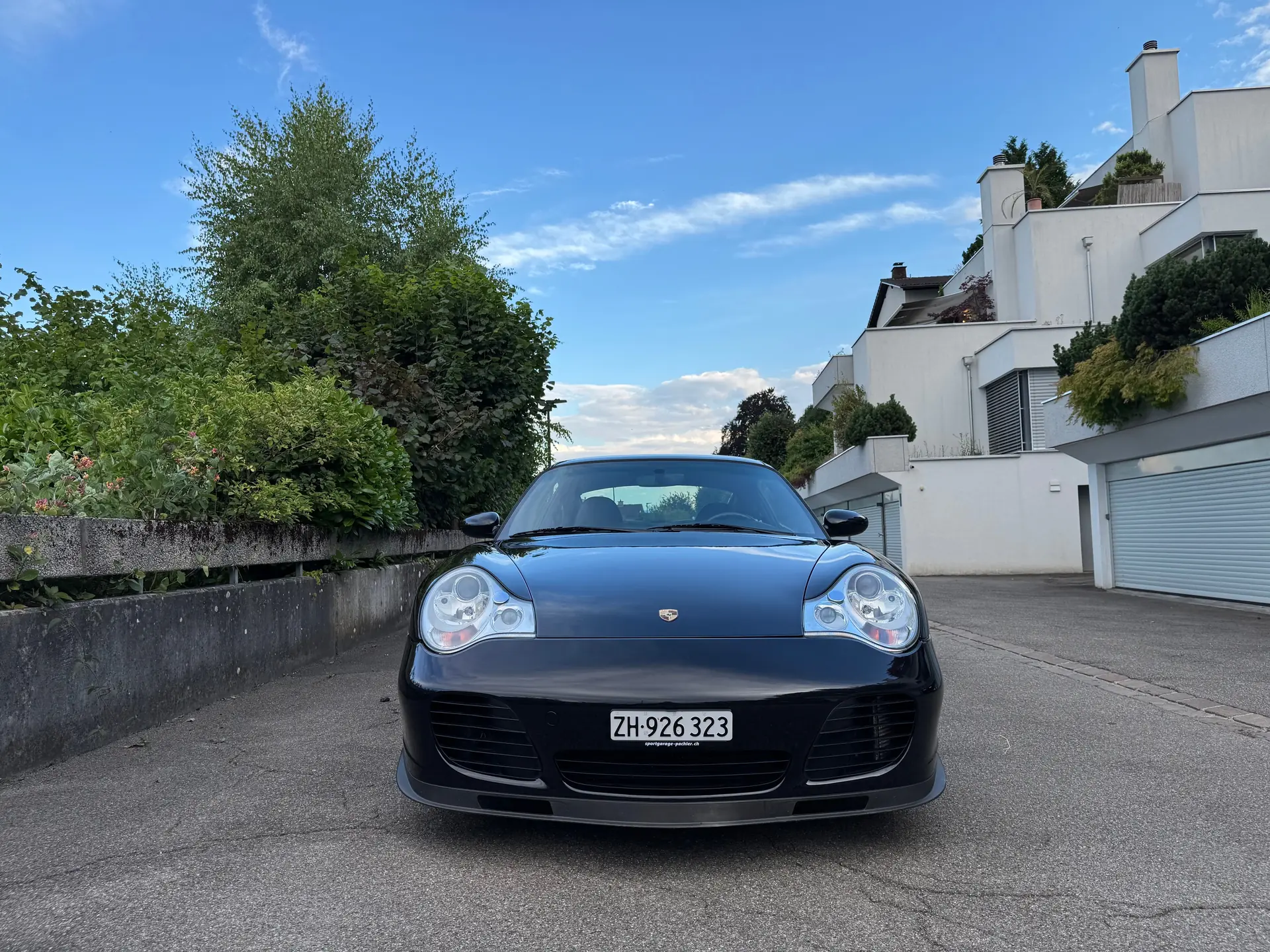 Porsche 911 3.6 Turbo — Coupé culte des années 2000, 420 ch en boîte manuelle — vista esterna