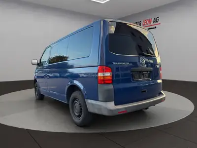 VW T5 Caravelle Trend 2.5 TDI 4Motion — Monospace 8 places robuste et polyvalent — interni