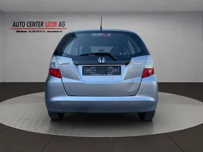 Honda Jazz 1.4i Comfort — Citadine fiable, entretien à jour, climatisation — tableau de bord