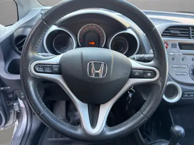 Honda Jazz 1.4i Comfort — Citadine fiable, entretien à jour, climatisation — Miniature 10
