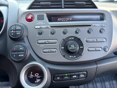 Honda Jazz 1.4i Comfort — Citadine fiable, entretien à jour, climatisation — Miniature 15