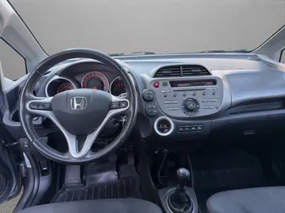 Honda Jazz 1.4i Comfort — Citadine fiable, entretien à jour, climatisation — Miniature 14