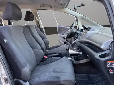 Honda Jazz 1.4i Comfort — Citadine fiable, entretien à jour, climatisation — Miniature 16