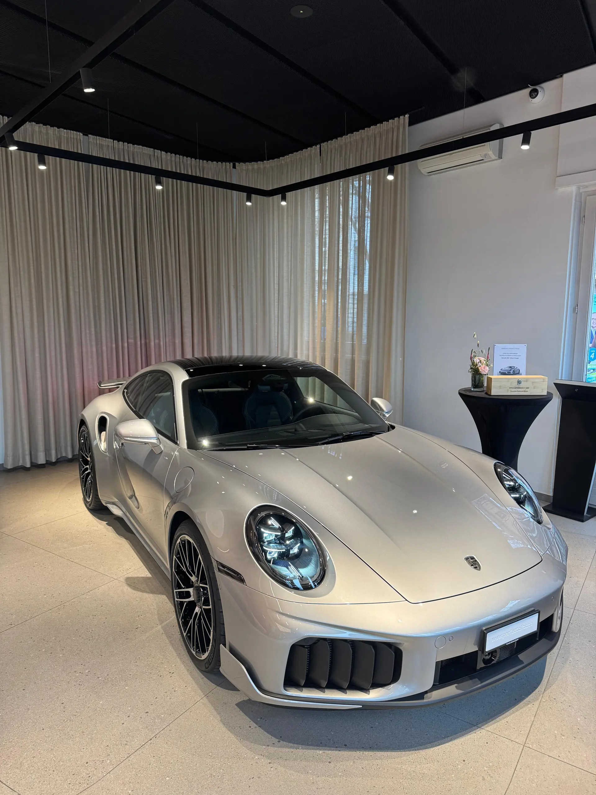 Porsche 911 3.6 Turbo S PDK — 711 ch, hybride léger et quasi neuf — Außenansicht