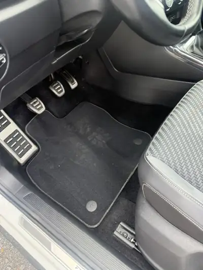 VW T-ROC 1.5 TSI Sport — SUV compact dynamique, 57 500 km, sans sinistre — Miniature 9