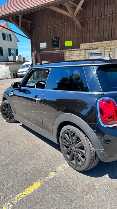 MINI Cooper Blackyard 1.5i — Compacte urbaine 48'000 km, état impeccable et sans sinistre — Seitenansicht