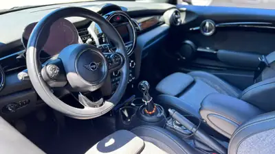 MINI Cooper Blackyard 1.5i — Compacte urbaine 48'000 km, état impeccable et sans sinistre — Miniatur 8