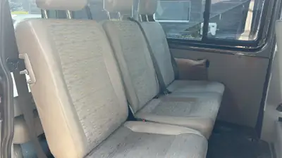 VW T5 2.0 TDI BMT — Monospace 9 places spacieux, première main, caméra de recul — tableau de bord