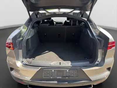 Jaguar I-PACE EV400 SE AWD — SUV électrique premium, 64'000 km, garantie 12 mois incluse — Miniature 15
