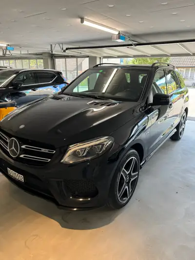 Mercedes-Benz GLE 43 AMG — SUV sportif, 367 ch et consommation maîtrisée — dashboard