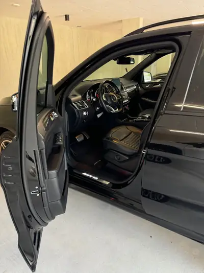 Mercedes-Benz GLE 43 AMG — SUV sportif, 367 ch et consommation maîtrisée — Thumbnail 7
