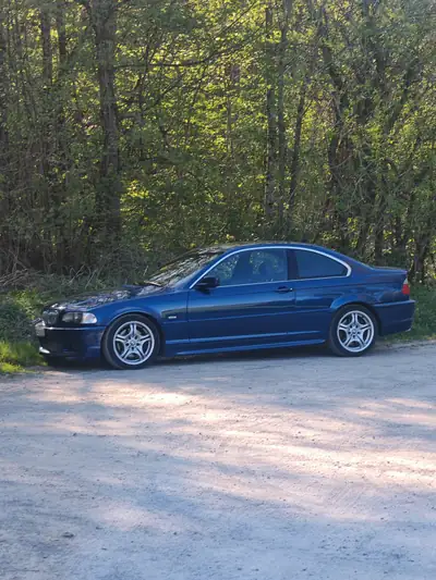 BMW 330Ci 2001 — Coupé sportif de prestige, moteur 231 ch, sans accident — Außenansicht