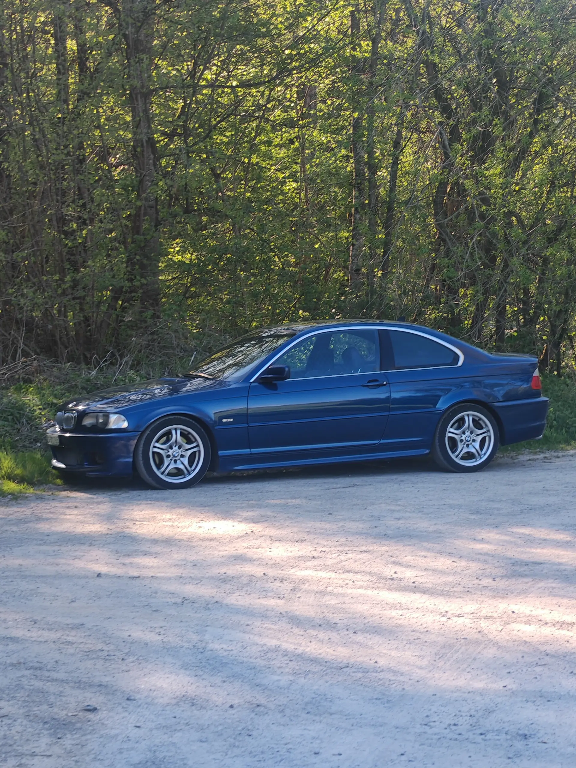 BMW 330Ci 2001 — Coupé sportif de prestige, moteur 231 ch, sans accident — Außenansicht