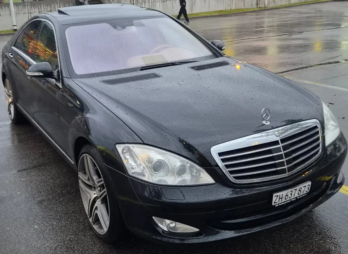Mercedes-Benz S 320 CDI — Berline de prestige, motorisation diesel efficace — vista esterna