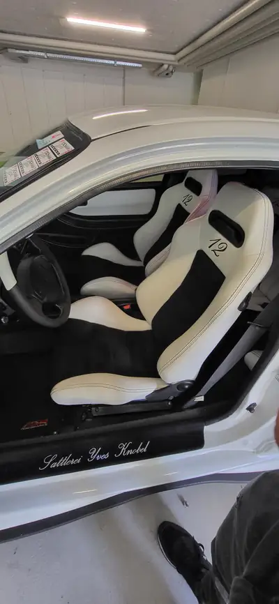 Honda Integra 1.8 16V — Coupé sportif des années 90, 190 ch dynamiques — Miniature 12