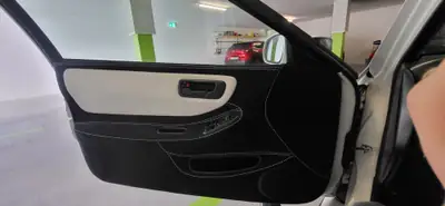 Honda Integra 1.8 16V — Coupé sportif des années 90, 190 ch dynamiques — Miniature 11