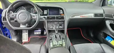 AUDI RS6 Avant V10 5.0L — Break haute performance, 580 ch et entretien récent AMAG — Miniature 11