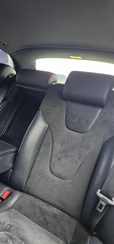 AUDI RS6 Avant V10 5.0L — Break haute performance, 580 ch et entretien récent AMAG — Miniature 19