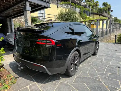 Tesla Model X Palladium AWD 685 ch — SUV électrique haute performance, 1ère main — rear view