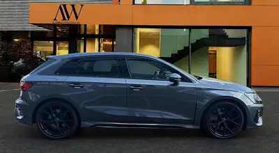 Audi RS3 Sportback 2.5 TFSI Quattro — 400 ch, Traction Intégrale, Seulement 19 900 km — Miniature 12