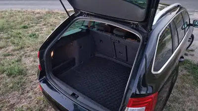 Skoda Octavia 2.0 TDI 150 — Berline Familiale Robuste, 114'000 km, Sans Sinistre — tableau de bord