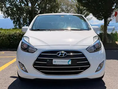 Hyundai iX20 1.6 Vertex Automatic — Monospace familial fiable, boîte auto et sièges chauffants — vue extérieure