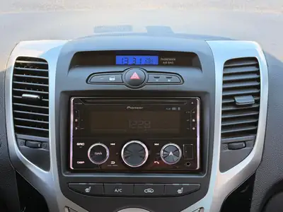 Hyundai iX20 1.6 Vertex Automatic — Monospace familial fiable, boîte auto et sièges chauffants — Miniature 15