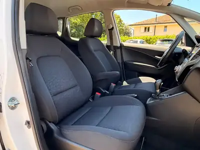 Hyundai iX20 1.6 Vertex Automatic — Monospace familial fiable, boîte auto et sièges chauffants — Miniature 21