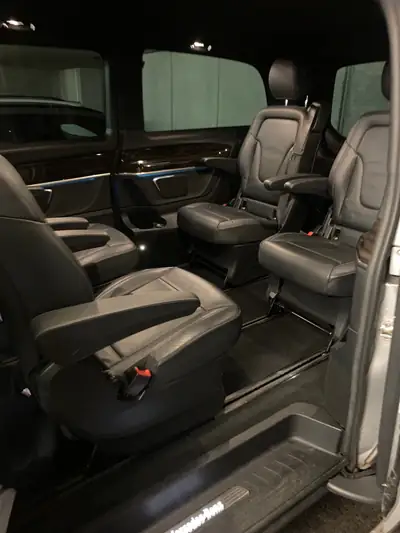 Mercedes-Benz V 250 d BlueTec — Monospace premium 6 places, diesel efficace — Detail