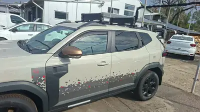 Dacia Duster Spirit of Sand 2026 — SUV Hybride Bi-Fuel, Équipé d'usine, Quasi-neuf — Miniatur 12