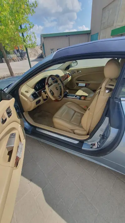 Jaguar XK Cabriolet 2006 — Roadster élégant, 82'000 km, sans sinistre — cruscotto