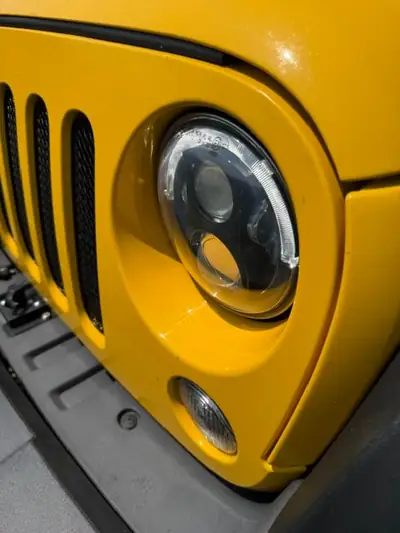 Jeep Wrangler Rubicon — SUV légendaire diesel 200 ch, traction intégrale incontournable — Miniatura 18