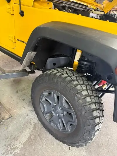 Jeep Wrangler Rubicon — SUV légendaire diesel 200 ch, traction intégrale incontournable — Miniatura 16